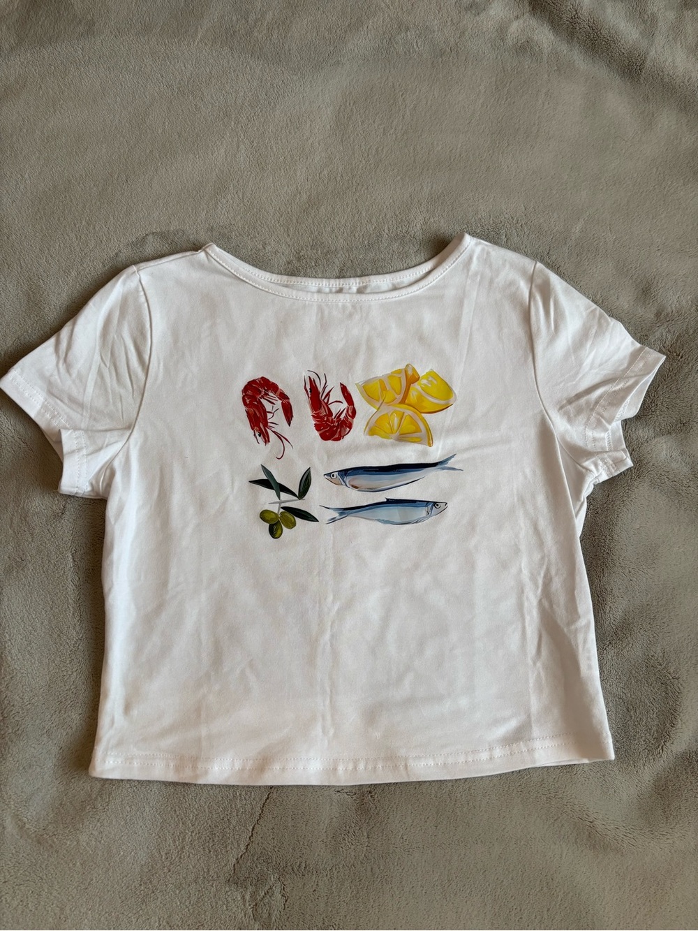 Brand New White Seafood Graphic Baby Tee 🦐🍋🐟